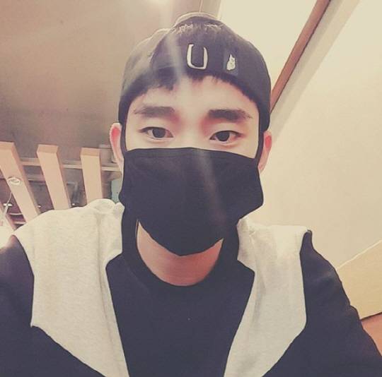 김수현