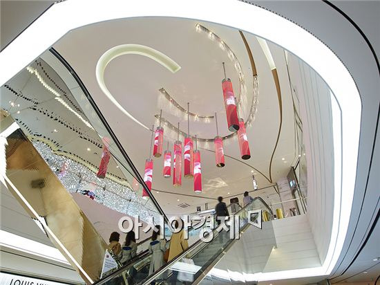 롯데 월드타워 면세점 내부 모습(아시아경제 DB)