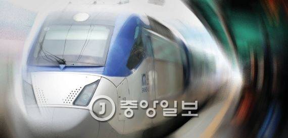 호남선 KTX. [일러스트=신재민]