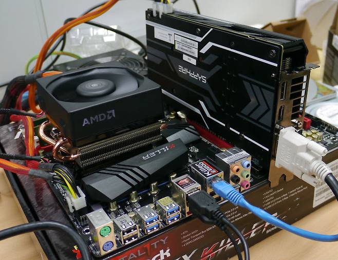 테스트 시스템의 외형