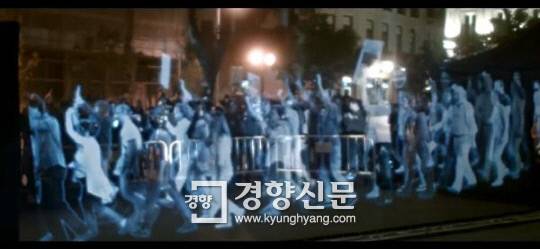 지난해 4월 스페인에서 세계 최초로 열린 홀로그램을 이용한 유령집회. ‘홀로그램 포 프리덤’ 동영상 캡처