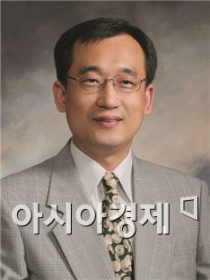 임형택 광주대 교수
