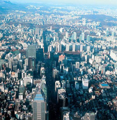 재건축을 추진 중인 과학기술회관이 위치한 강남 테헤란로 일대 전경. [매경DB]