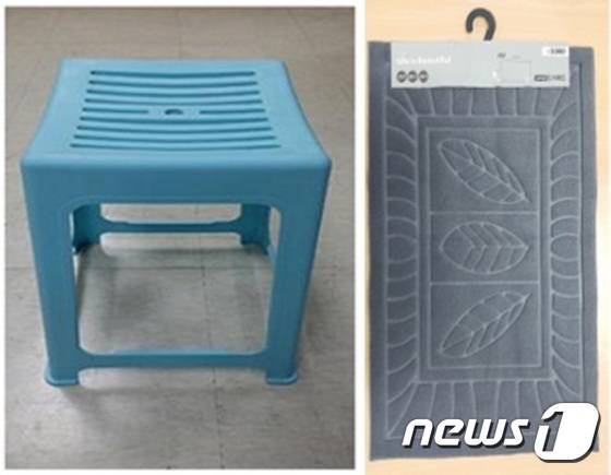 한국소비자원이 환급 권고를 한 '플라스틱 사각의자'(왼쪽)와 '도어매트'. 사진제공=한국소비자원 © News1