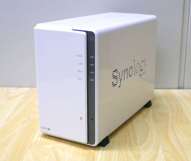 시놀로지 DS216j