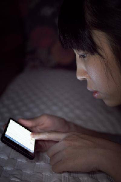 [헬스조선]40대 이후에는 눈의 노화가 시작되면서 시야가 흐릿해지거나 어지럼증 등의 증상이 생길 수 있으므로 정기적으로 안과를 방문해 검진을 받는 것이 좋다/사진=헬스조선 DB