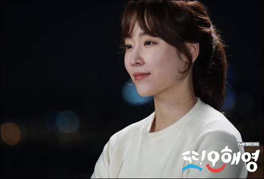 서현진은 tvN 월화극 '또 오해영'에서 그냥 오해영을 맡아 호응을 얻고 있다.ⓒtvN