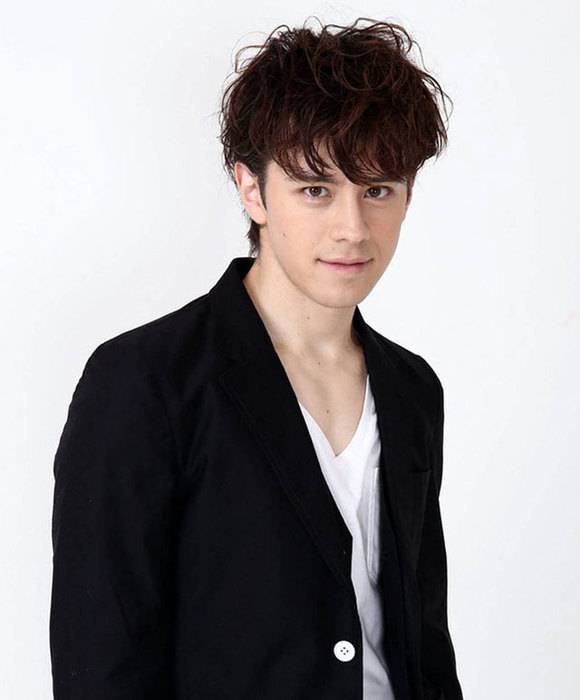 일본 혼혈 방송인