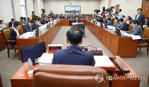 국회 환경노동위원회 [연합뉴스 자료사진]