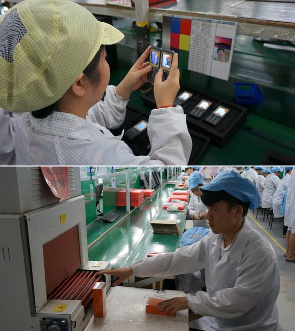 (위) 한 여성 직원이 생산된 단말기의 화질을 점검하고 있다. 이 직원 앞에 붙어있는 유시진 대위(송중기)의 사진이 인상적이다. (아래) 조립이 완성된 제품을 비닐로 포장하고 있는 남성 직원의 모습. / 사진=전준범 기자