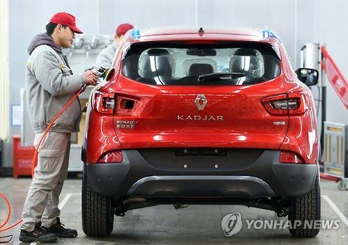 중국 신차 판매 급증［AP=연합뉴스 자료사진］