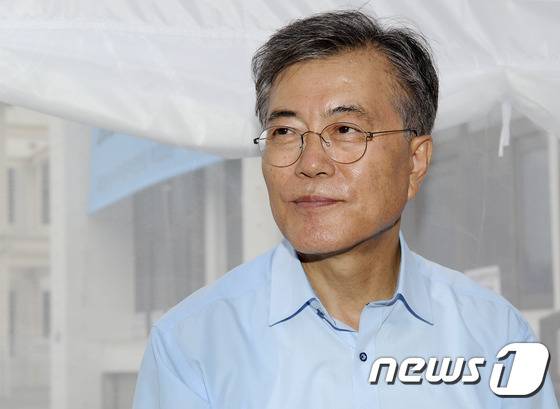 문재인 더불어민주당 전 대표. /뉴스1 © News1