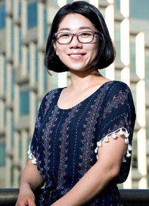 [월간산]<선택>을 펴낸 곽정혜 씨.