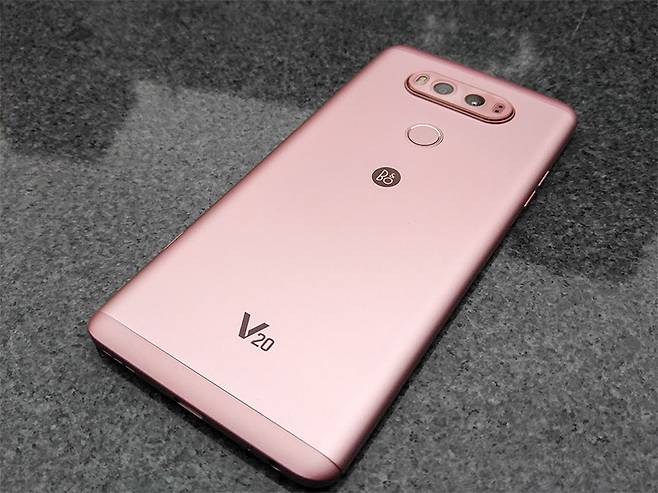 통신사 마크 없는 후면 커버