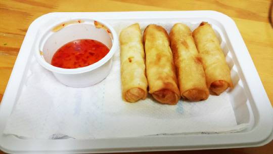 ‘나는 지금 먹는게 아니라 열심히 업무수행 중이야’라며 자기합리화 중