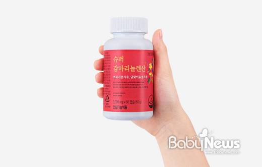 BHT 관계자는 “최근 자가진단을 통해 생리전증후군이 의심되는 여성 소비자들 사이에서 감마리놀렌산 효능이 추천되고 있다. 이 성분은 체내에 흡수되어 PMS와 같은 질병 치료에 도움이 되는 한편, 체내 GLA 부족을 정상화 시켜 면역과민반응에 의한 피부상태 개선에도 도움을 줄 수 있는 기능원료로도 인증 받았다”고 전했다. ⓒBHT(베터헬씨투모로우)