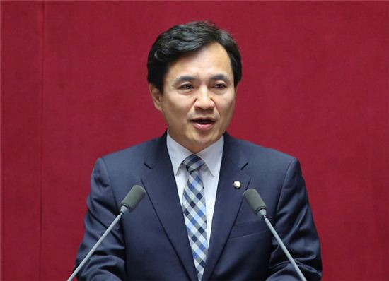 새누리당 김진태 의원/사진= 연합뉴스 제공