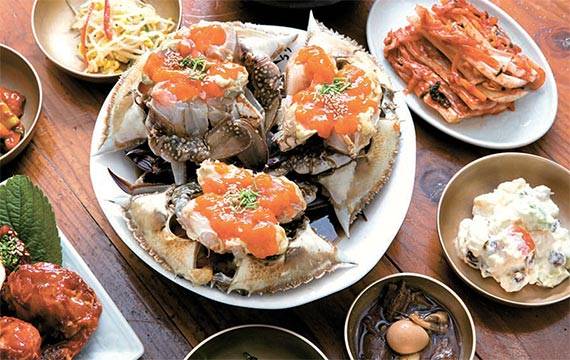 7년 숙성한 간장에 담근 ‘큰기와집’ 간장게장