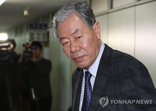 "정유라가 귀국하면 특별검사의 조사에 적극적으로 협력하도록 하겠다"는 입장을 밝힌 이경재 변호사 [연합뉴스 자료사진]
