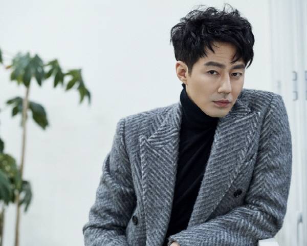 조인성. 사진 아이오케이컴퍼니