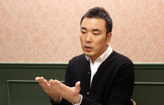 매거진보다 (액션)영화, 신문을 즐겨본다는 최 편집장 /신성헌 기자
