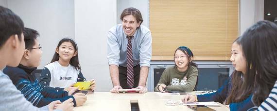 영어교육업체인 청담러닝의 토론 수업 장면. 전문가들은 “영어 쓰기·말하기 능력을 기르는 데 토론이 효과적이다”고 조언한다. [사진 청담러닝]