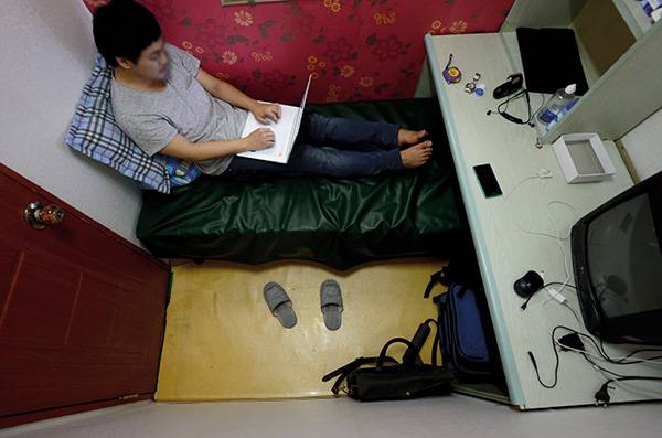 ⓒ시사IN 조남진 고시원처럼 음식 조리가 불가능한 청년들의 열악한 주거 환경이 부실한 식사로 이어지기도 한다.