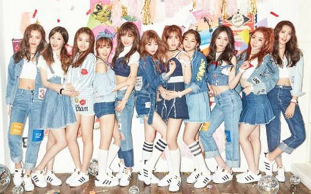 /I.O.I 앨범 자켓