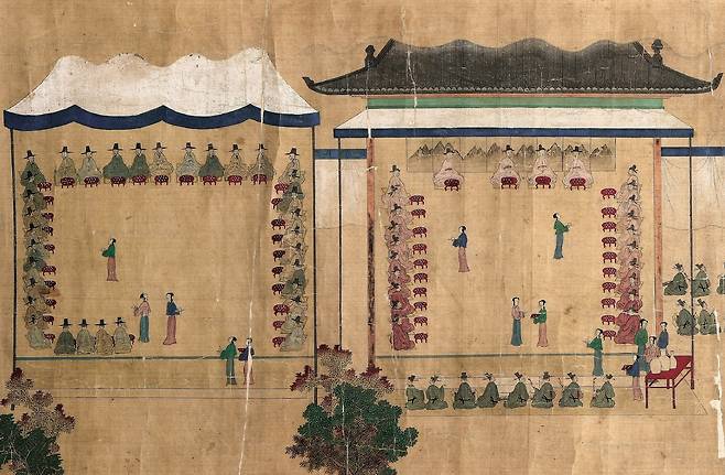 칠태부인경수연도(七太夫人慶壽宴圖·보물 제1809호·부산시립박물관 소장) 부분. 숙종이 70세 넘은 모친을 모시는 신하 7명에게 쌀과 비단을 하사했다. 신하들은 1691년 8월 잔치를 열고 그림으로 그려 남겼다. 50년쯤 뒤 그림을 새로 모사한 작품이다. 경수연도 중 가장 이른 시기의 작품으로 꼽힌다. 참석자들이 모두 독상(1인 1상)을 받고 있다. 조선시대 연희도를 보면 대부분 그랬다.