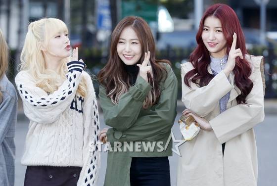 [★포토]예린-신비-소원, '사랑의 총 빵야'