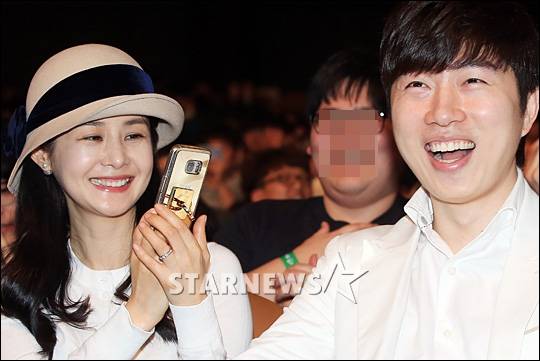 [★포토]김가연, '사랑스러운 남편 임요환'