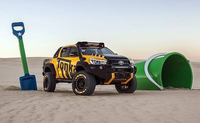 장난감회사 특유의 재치가 돋보인다