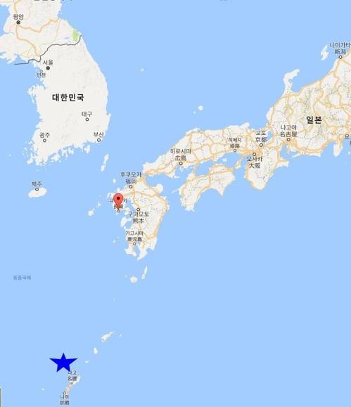 (도쿄=연합뉴스) 김병규 특파원 = 미국 핵 추진 항공모함 칼빈슨 전단이 29일 오전 일본 나가사키(長崎) 앞바다에서 항해 중인 사실이 확인됐다고 NHK가 보도했다.  사진의 빨강 동그라미 표시가 나가사키. 아랫쪽 파란색 별표는 오키나와. [구글맵 캡처]