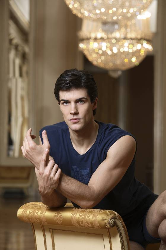이탈리아 라스칼라 극장의 발레리노 로베르토 볼레[Roberto Bolle, Teatro alla Scala - Milan]Roberto Bolle, Teatro alla Scala [ 사진제공 = 라스칼라 발레단]
