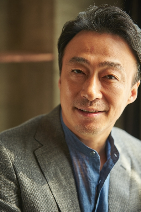 이성민