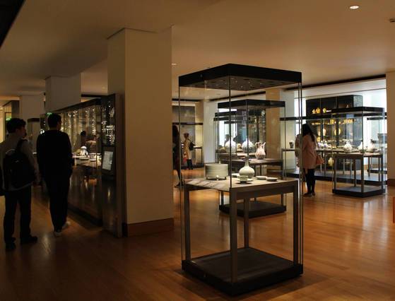 영국박물관(대영박물관) 중국 도자기관 전경