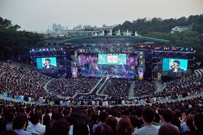 사진: 성시경 / 젤리피쉬 제공