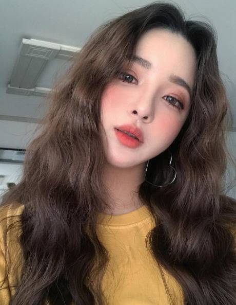 [사진 윤아라 인스타그램]