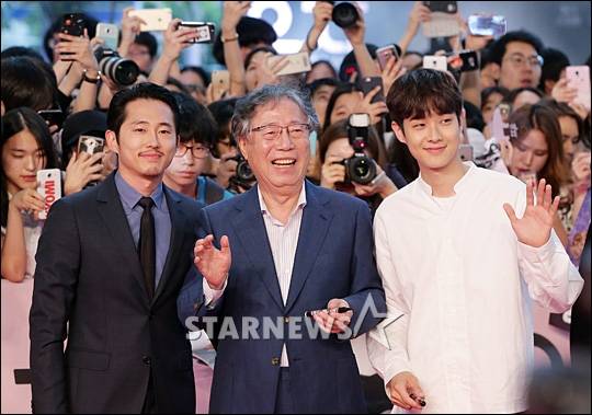 [★포토]스티븐 연-변희봉-최우식, '반가워요'