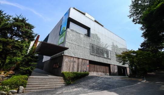 서울시 강남구 자곡동 대모산 기슭에 위치한 탄허대종사기념박물관 전경. 근현대 한국 불교의 대강백(大講伯) 탄허 스님을 기리기 위해 세워진 건물이다. /송은석기자