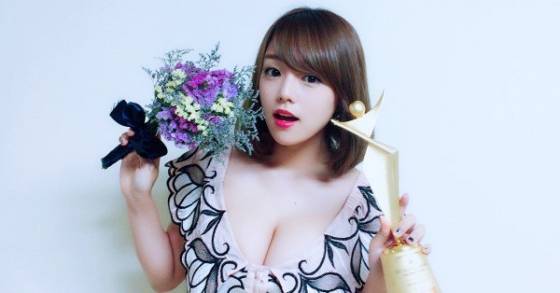 /사진=시노자키 아이 SNS(소셜네트워크서비스) 캡처