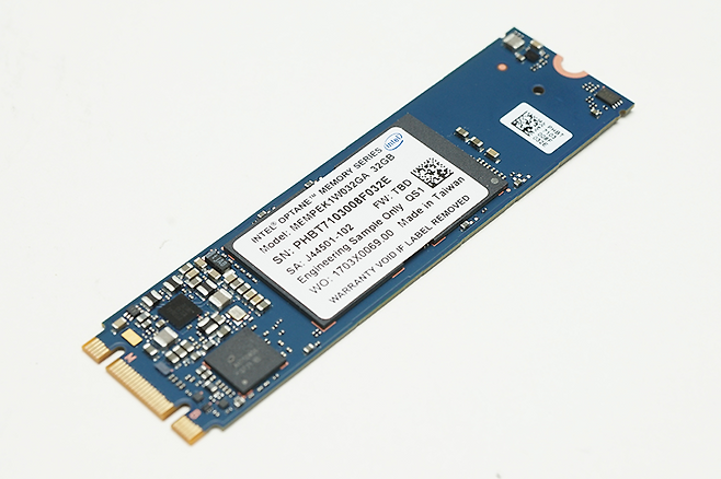 인텔 옵테인 메모리.