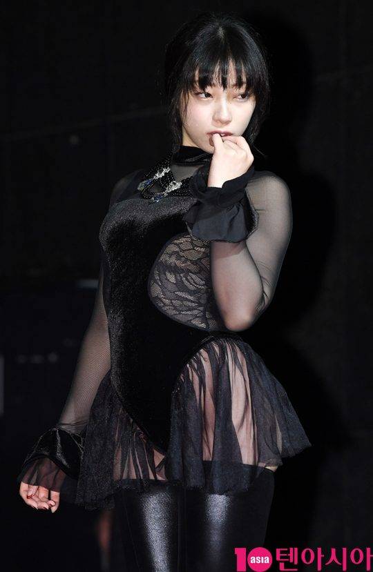 전 일본 AV 배우 츠나마요(사쿠야 유아)가 9일 오후 서울 마포구 서교동 하나투어 브이홀에서 열린 마사오닷컴이 주최한 ‘츠나마요의 팬 미팅’ 행사에 참석했다.