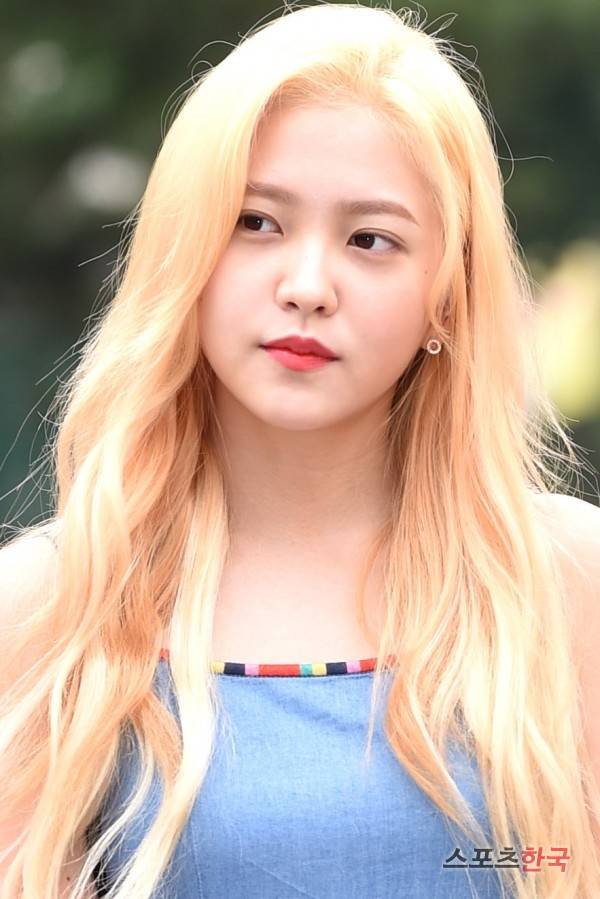 KBS 2TV '뮤직뱅크' 리허설 참석을 위해 출근하고 있는 레드벨벳 예리. 사진=장동규 기자 jk31@hankooki.com