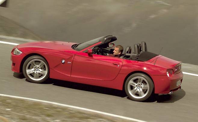 아치가 멋스러웠던 BMW Z4