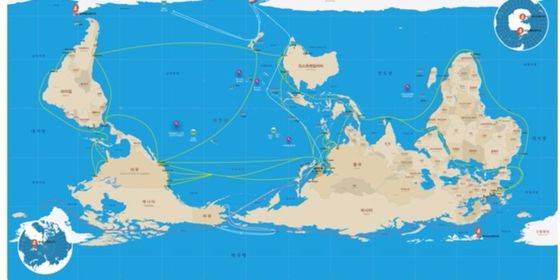 해양수산부가 8일 공개한 '거꾸로 세계지도'. 이 지도는 해수부 홈페이지(mof.go.kr)를 통해 내려받을 수 있다. [사진 해수부]