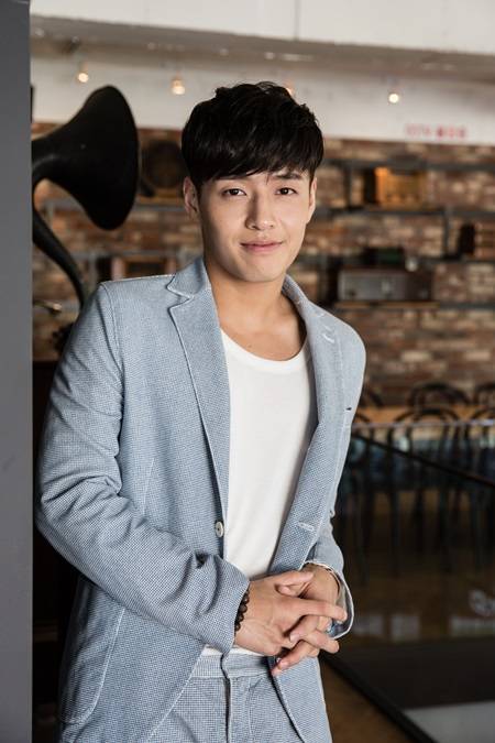 강하늘