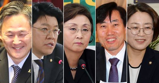 ‘불후의 명곡’에 국회의원들이 가수들과 함께 듀엣 무대를 펼친다. [중앙포토]