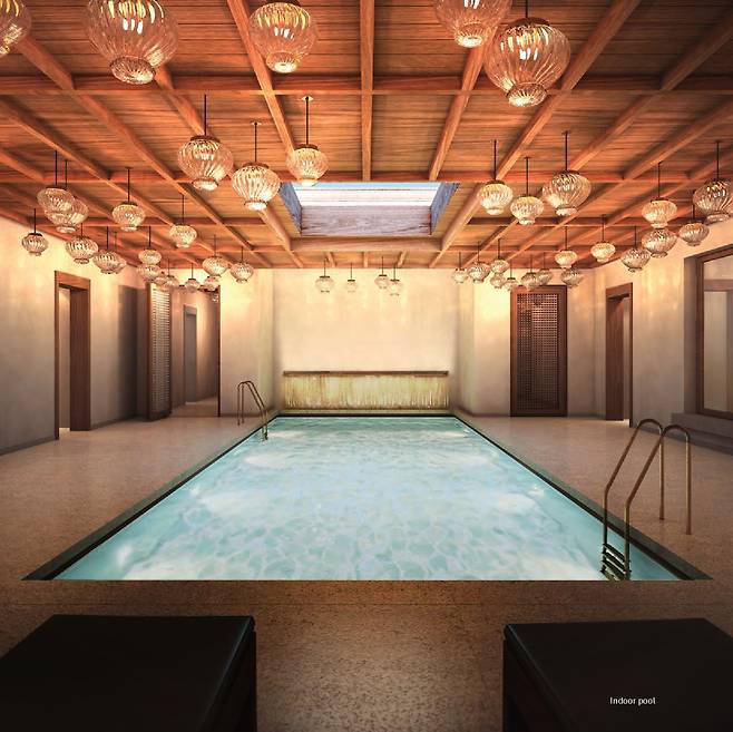 현대적인 디자인의 실내 수영장