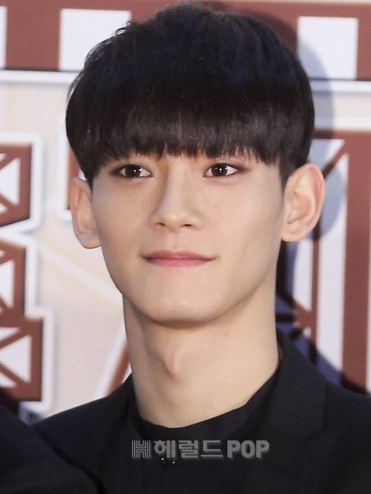 엑소(EXO) 첸